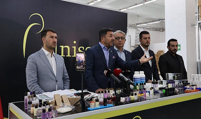 Belediye Başkanı Rasim Arı: “Buklet fabrikamız, belediyemize ciddi ekonomik katkı ve şehre istihdam sağlayacak.”