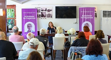 Bakırköy’de “Alzheimer ile Yaşamak” Söyleşisi