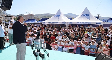 Canik Belediyesi’nden Samsun’un 17 İlçesinde Yapay Zekâ Eğitimi