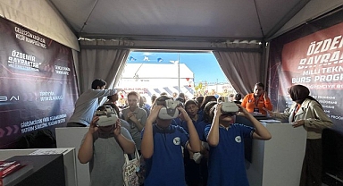 Bilimle Büyüyen Zihinler Trabzon’da Buluştu: STEAMFEST’te Bilim Rüzgârı Esti!